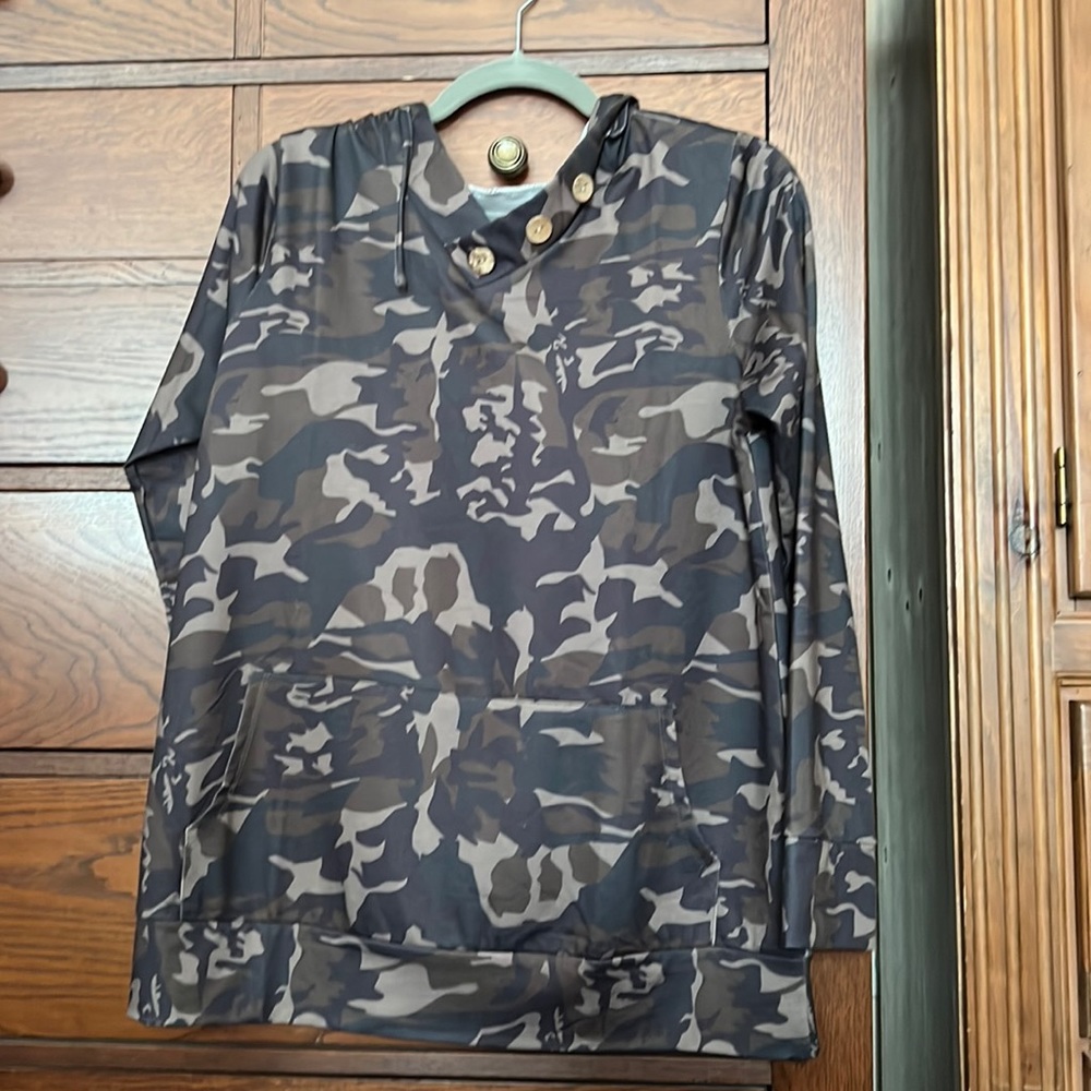 Camo hoodie